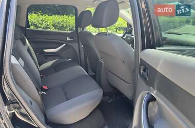 Внедорожник / Кроссовер Ford Kuga 2012 в 