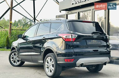 Внедорожник / Кроссовер Ford Kuga 2018 в 