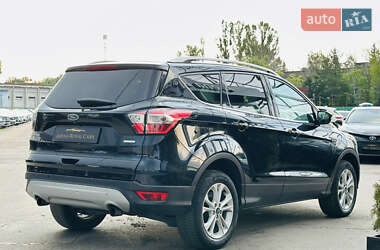 Внедорожник / Кроссовер Ford Kuga 2018 в 