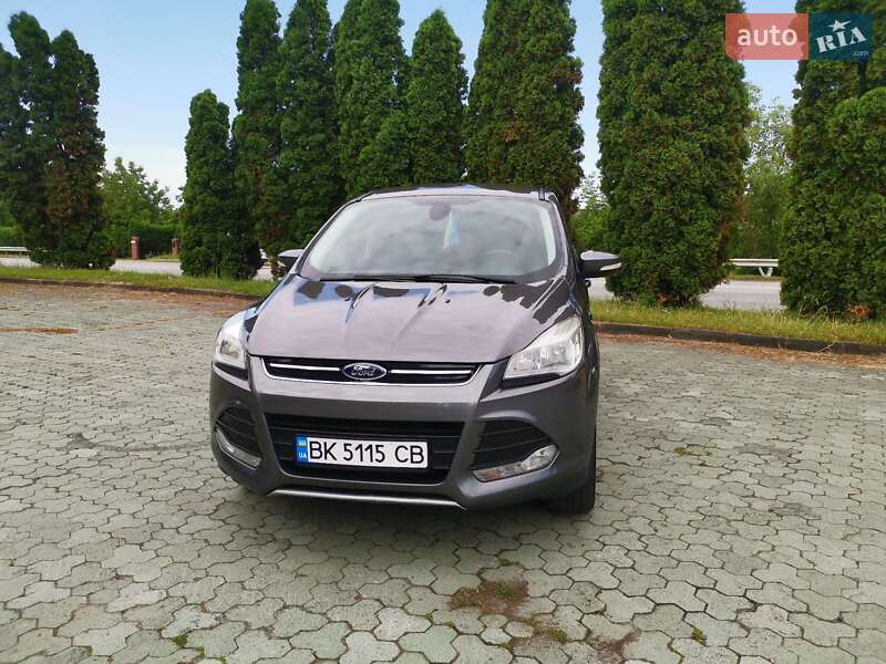 Внедорожник / Кроссовер Ford Kuga 2014 в Дубно