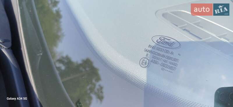 Внедорожник / Кроссовер Ford Kuga 2010 в Каменском