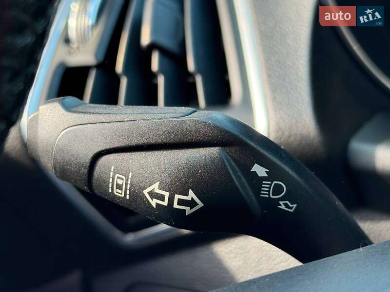 Позашляховик / Кросовер Ford Kuga 2013 в Львові