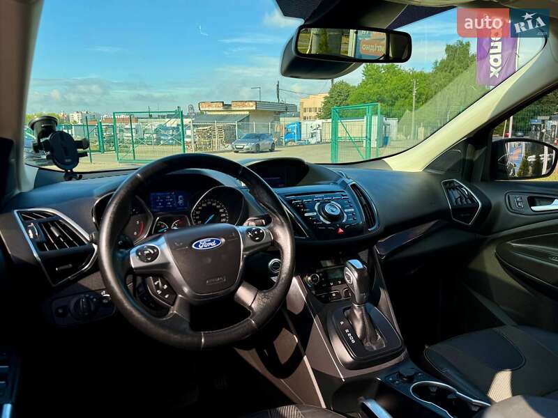 Позашляховик / Кросовер Ford Kuga 2013 в Львові