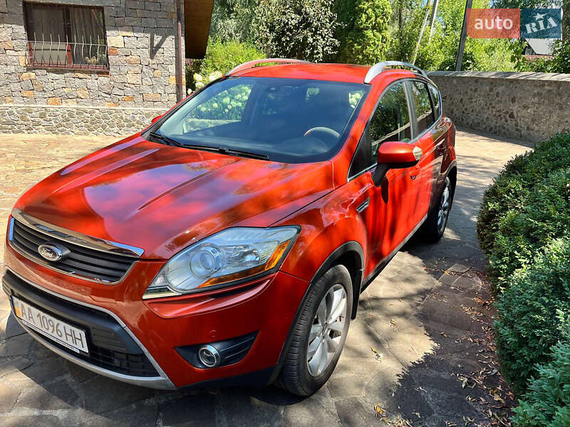 Внедорожник / Кроссовер Ford Kuga 2012 в Киеве