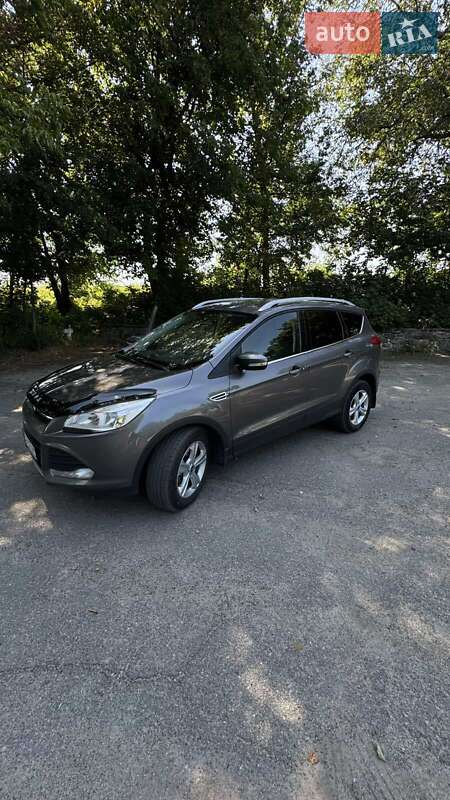Внедорожник / Кроссовер Ford Kuga 2013 в Корсуне-Шевченковском