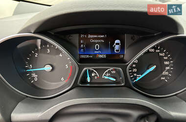 Внедорожник / Кроссовер Ford Kuga 2019 в 