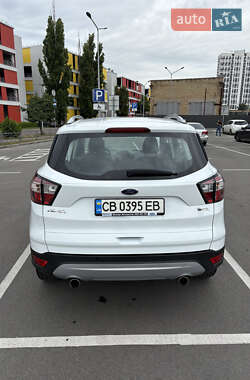 Внедорожник / Кроссовер Ford Kuga 2019 в 