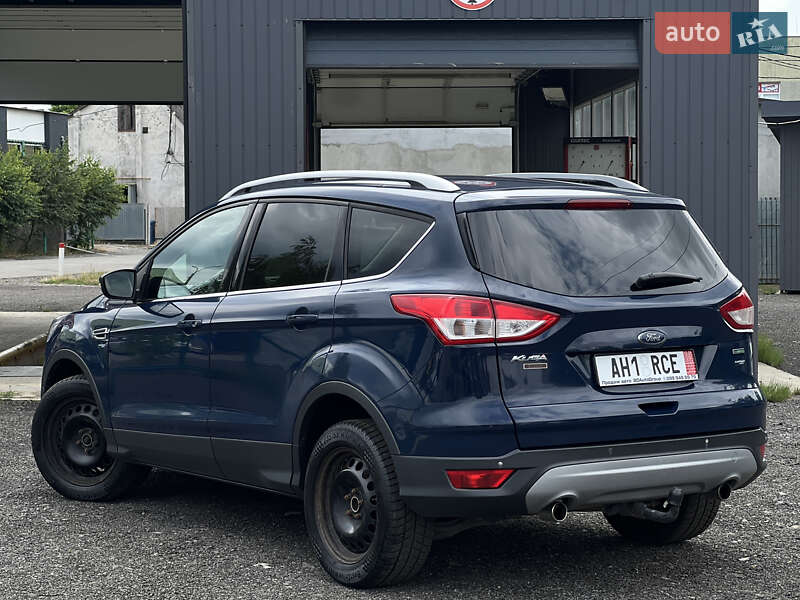 Внедорожник / Кроссовер Ford Kuga 2016 в Ужгороде