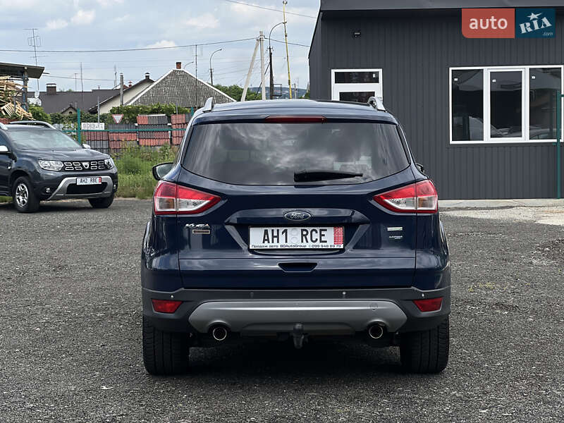 Внедорожник / Кроссовер Ford Kuga 2016 в Ужгороде