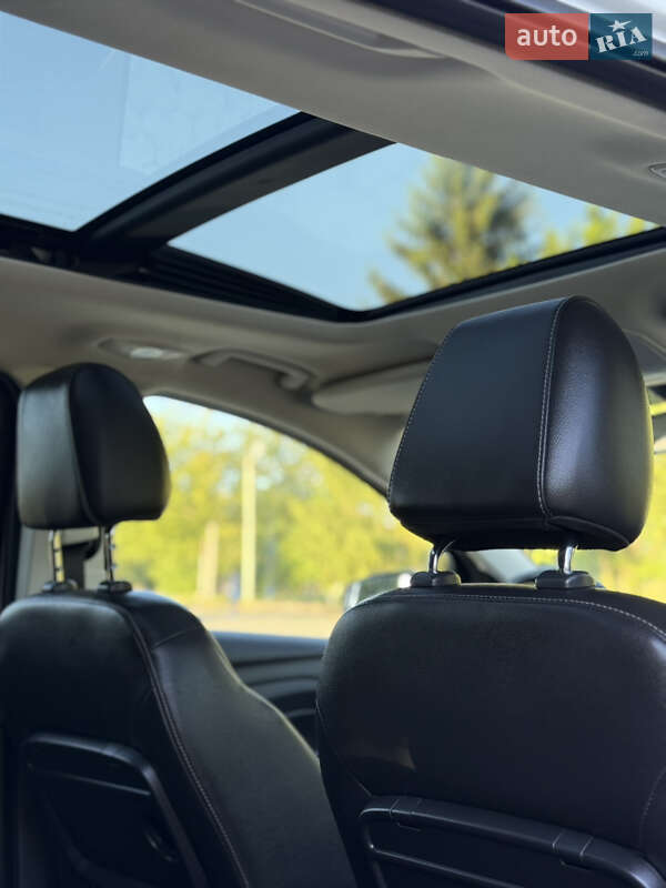Внедорожник / Кроссовер Ford Kuga 2015 в Дубно