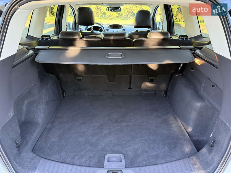 Внедорожник / Кроссовер Ford Kuga 2015 в Дубно