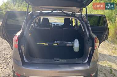 Внедорожник / Кроссовер Ford Kuga 2012 в 