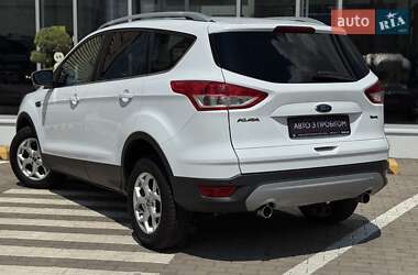 Внедорожник / Кроссовер Ford Kuga 2016 в 