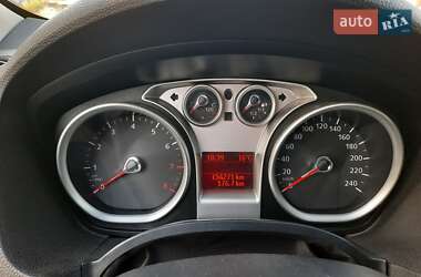 Внедорожник / Кроссовер Ford Kuga 2010 в 