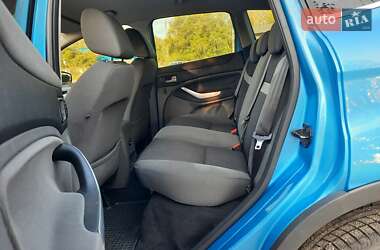 Внедорожник / Кроссовер Ford Kuga 2010 в 