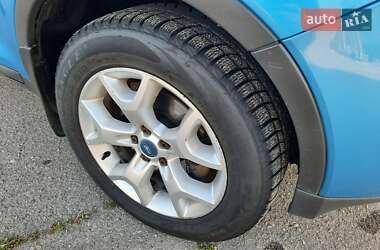Внедорожник / Кроссовер Ford Kuga 2010 в 