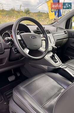 Внедорожник / Кроссовер Ford Kuga 2011 в 
