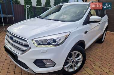 Позашляховик / Кросовер Ford Kuga 2019 в Вінниці