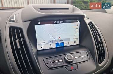 Внедорожник / Кроссовер Ford Kuga 2019 в 