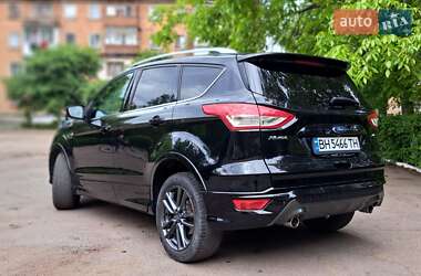 Внедорожник / Кроссовер Ford Kuga 2016 в 