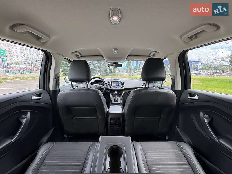 Позашляховик / Кросовер Ford Kuga 2019 в Києві