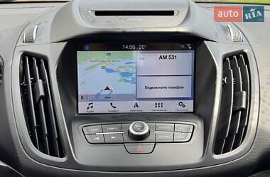 Внедорожник / Кроссовер Ford Kuga 2019 в 