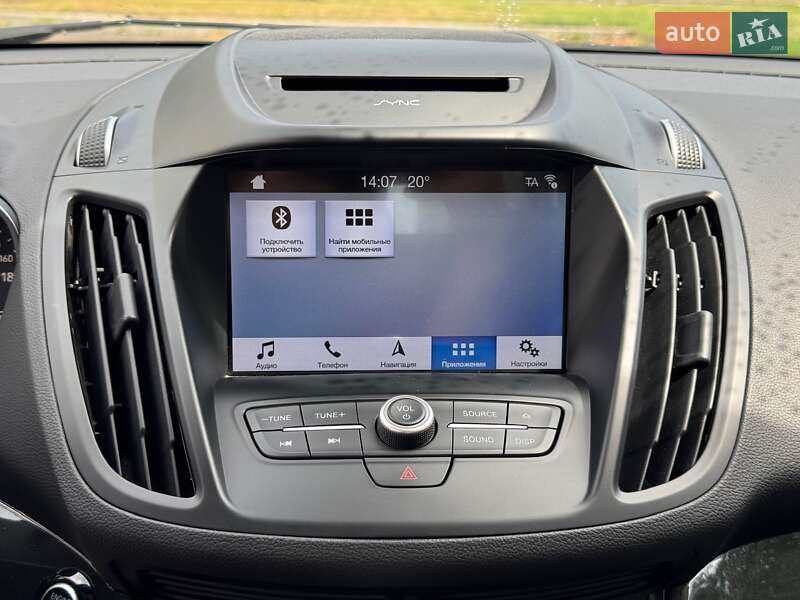 Позашляховик / Кросовер Ford Kuga 2019 в Києві