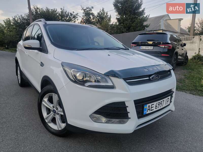 Внедорожник / Кроссовер Ford Kuga 2013 в Днепре