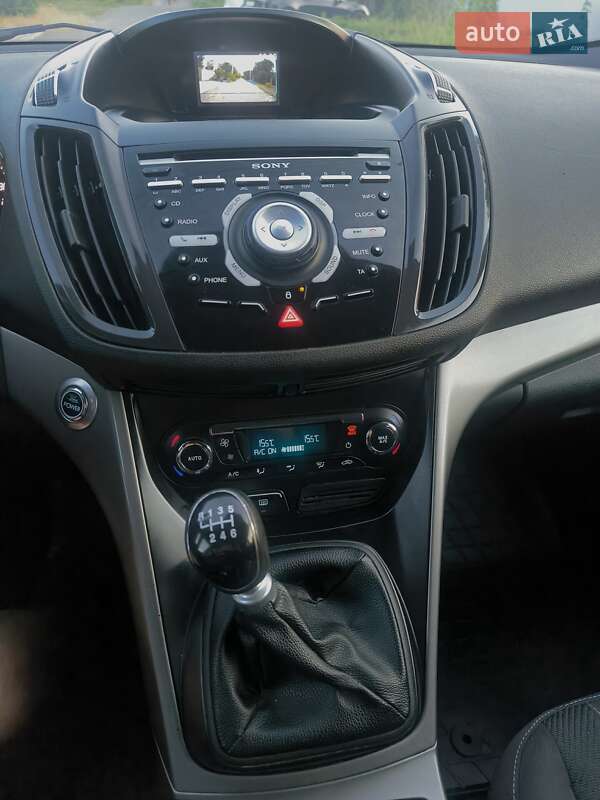 Внедорожник / Кроссовер Ford Kuga 2013 в Днепре