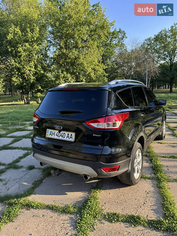 Внедорожник / Кроссовер Ford Kuga 2013 в Харькове