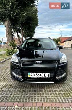 Внедорожник / Кроссовер Ford Kuga 2014 в 