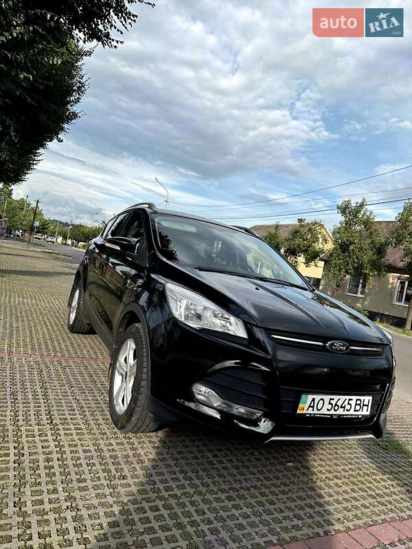 Внедорожник / Кроссовер Ford Kuga 2014 в Мукачево