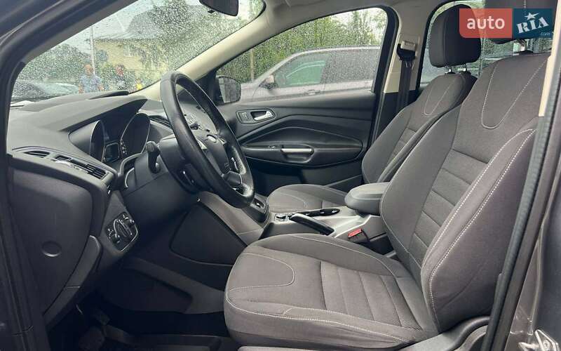 Внедорожник / Кроссовер Ford Kuga 2013 в Ивано-Франковске