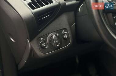 Внедорожник / Кроссовер Ford Kuga 2013 в 