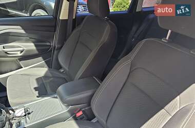 Внедорожник / Кроссовер Ford Kuga 2019 в 