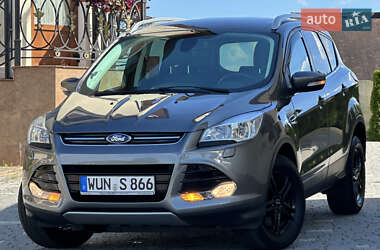 Внедорожник / Кроссовер Ford Kuga 2013 в 