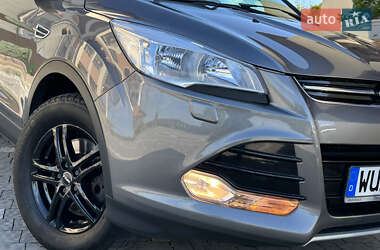 Внедорожник / Кроссовер Ford Kuga 2013 в 