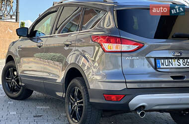 Внедорожник / Кроссовер Ford Kuga 2013 в 
