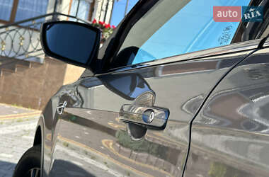 Внедорожник / Кроссовер Ford Kuga 2013 в 