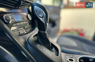 Внедорожник / Кроссовер Ford Kuga 2013 в 