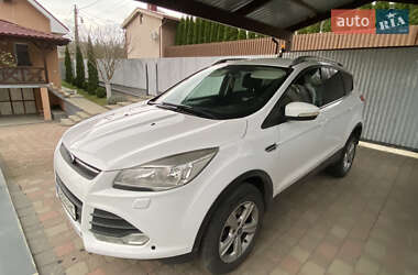Внедорожник / Кроссовер Ford Kuga 2015 в 