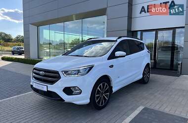 Внедорожник / Кроссовер Ford Kuga 2018 в 