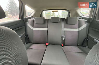 Внедорожник / Кроссовер Ford Kuga 2011 в 