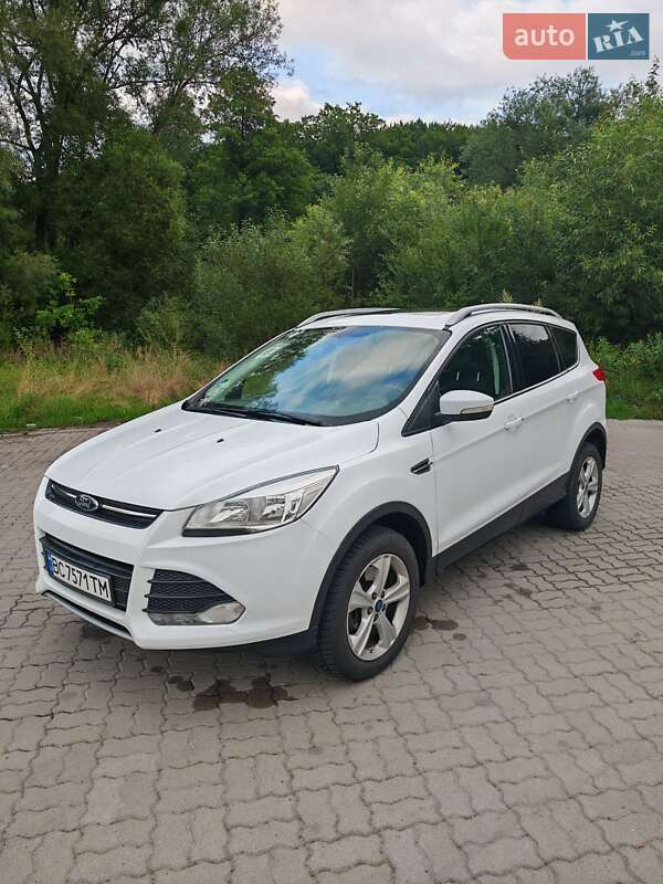Внедорожник / Кроссовер Ford Kuga 2014 в Моршине
