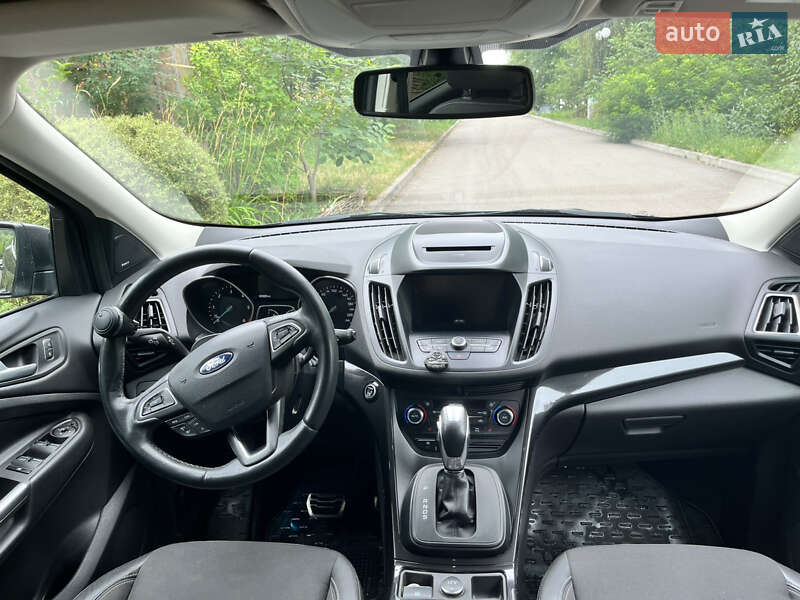 Позашляховик / Кросовер Ford Kuga 2019 в Києві