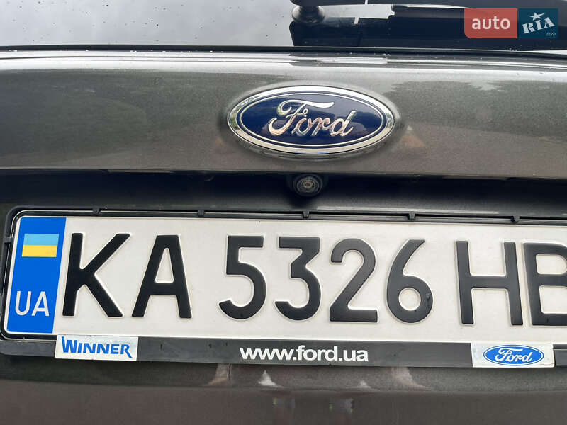 Позашляховик / Кросовер Ford Kuga 2019 в Києві