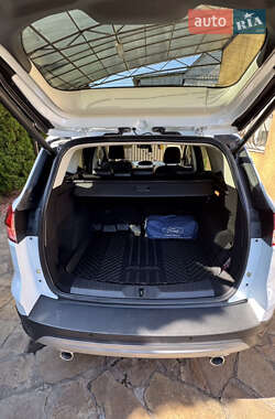 Внедорожник / Кроссовер Ford Kuga 2013 в 