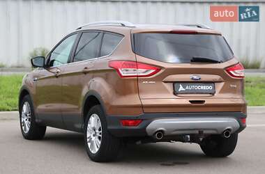Внедорожник / Кроссовер Ford Kuga 2013 в 