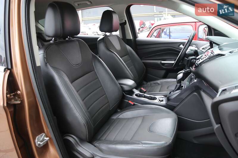 Внедорожник / Кроссовер Ford Kuga 2013 в Киеве