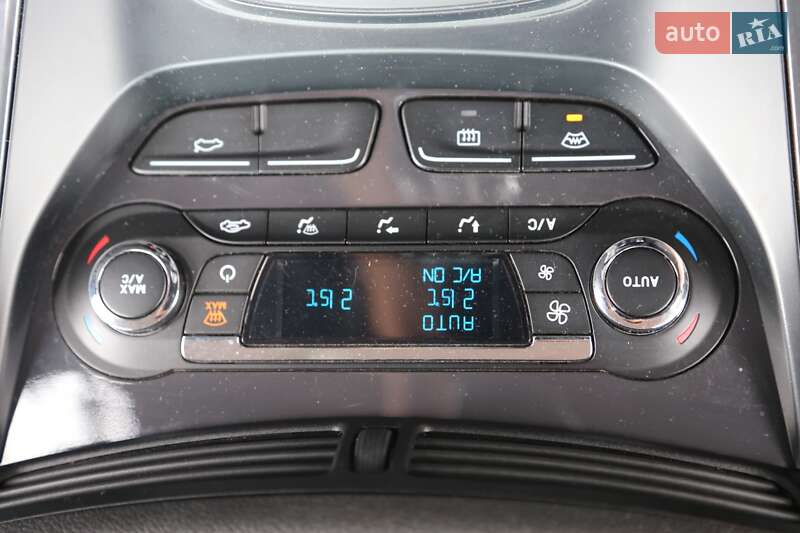 Внедорожник / Кроссовер Ford Kuga 2013 в Киеве